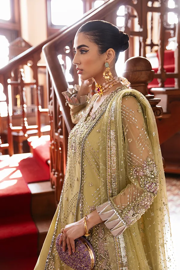 Soraya | Lumene RTW '23 | OLIVINE