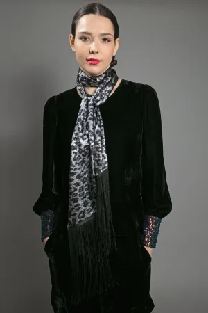 STEVIE LAME SCARF IN SILVER LEO