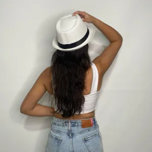 Straw beach hat 1