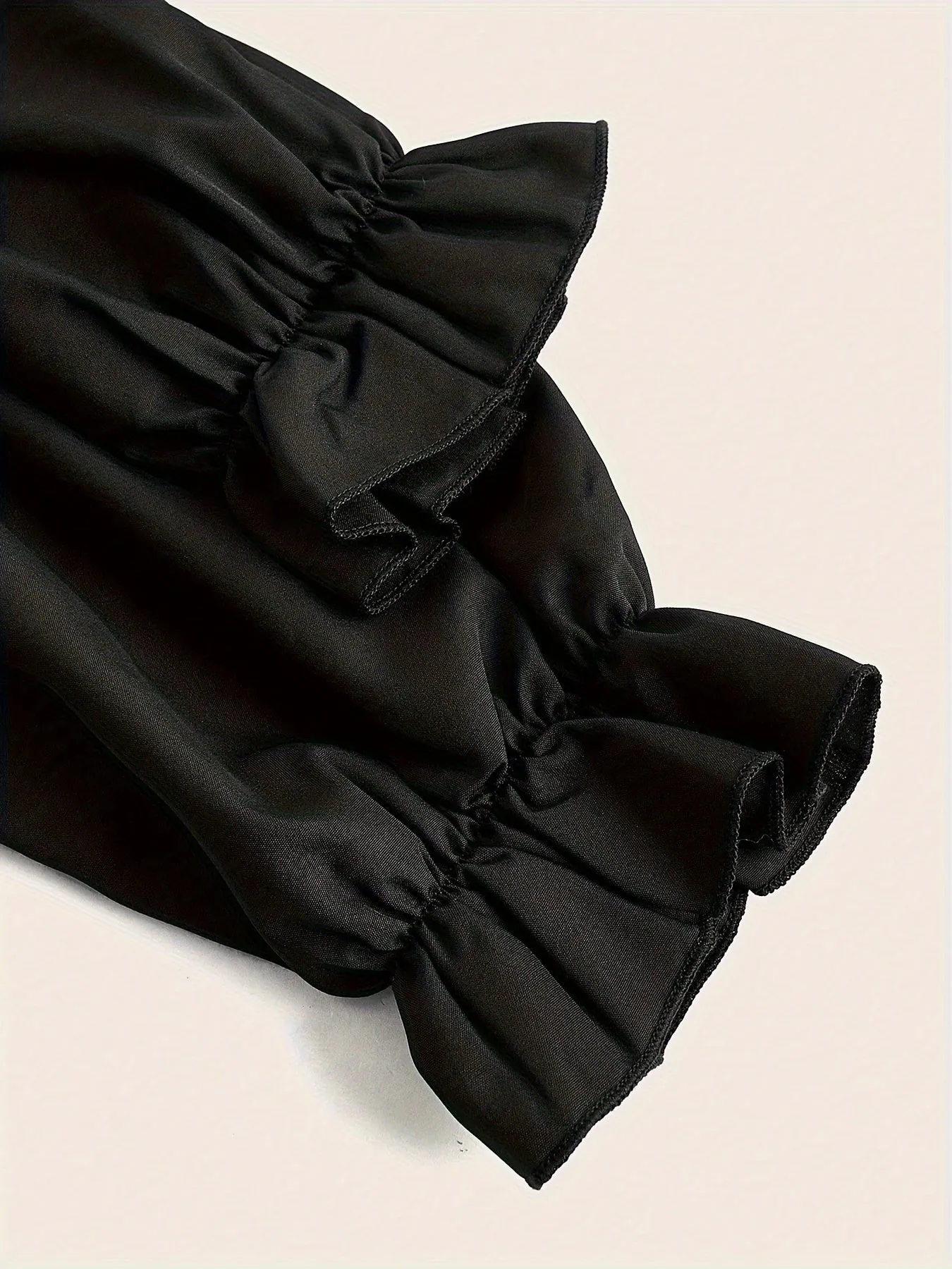 Stunning Relaxed Fit Long Sleeve Dress – Tie Belt & Square Neckline