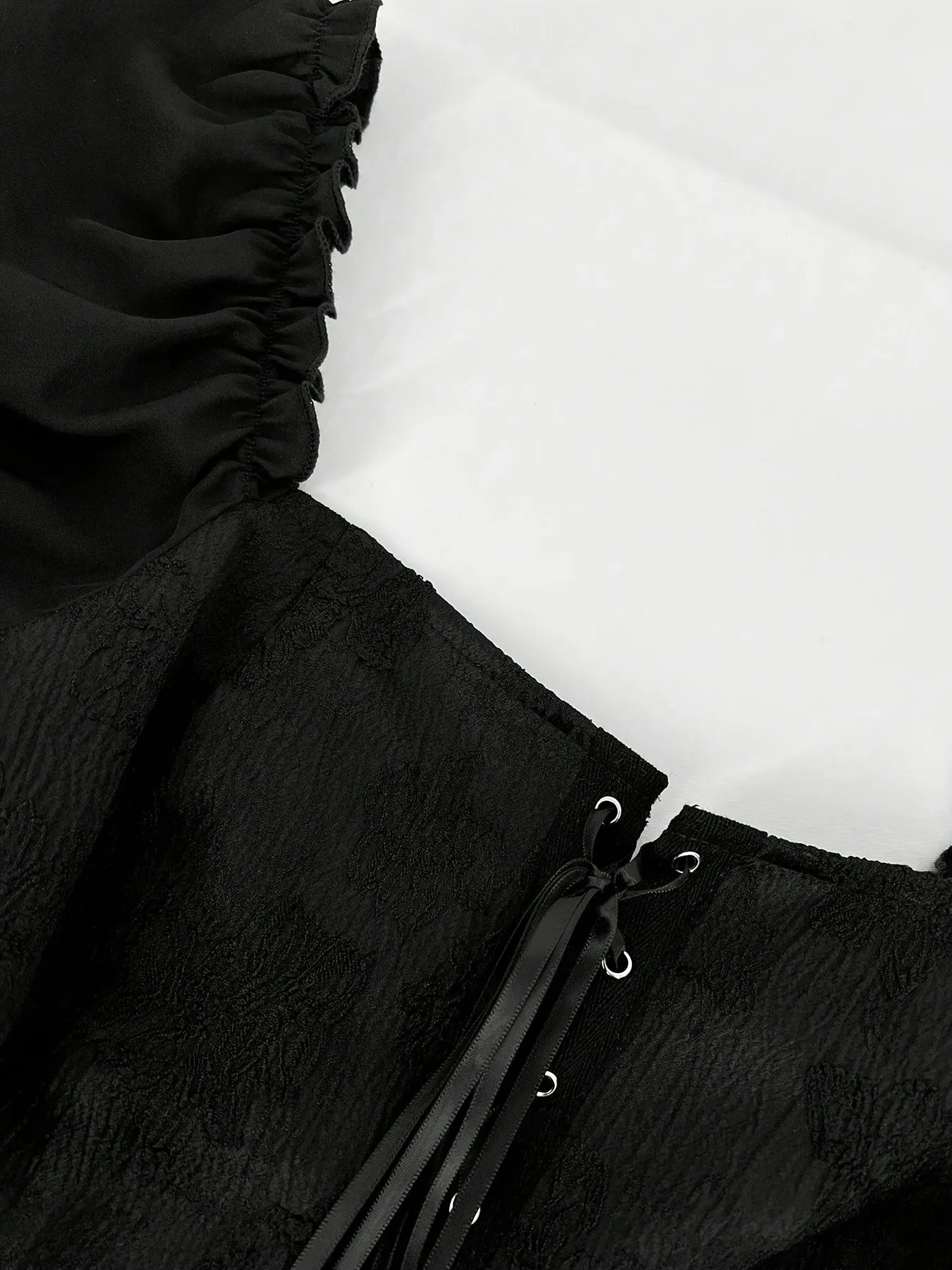 Stunning Relaxed Fit Long Sleeve Dress – Tie Belt & Square Neckline