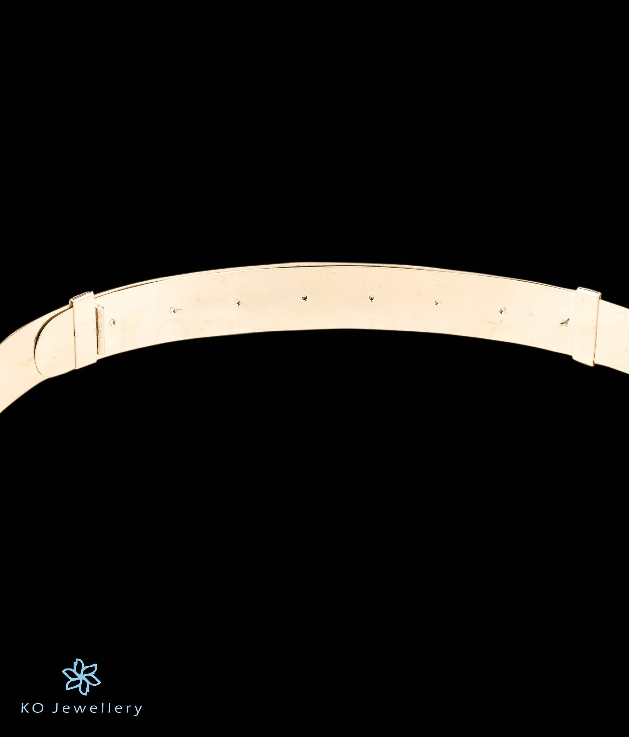 The Kamya Silver Kundan Peacock Waist belt (Bright Silver)