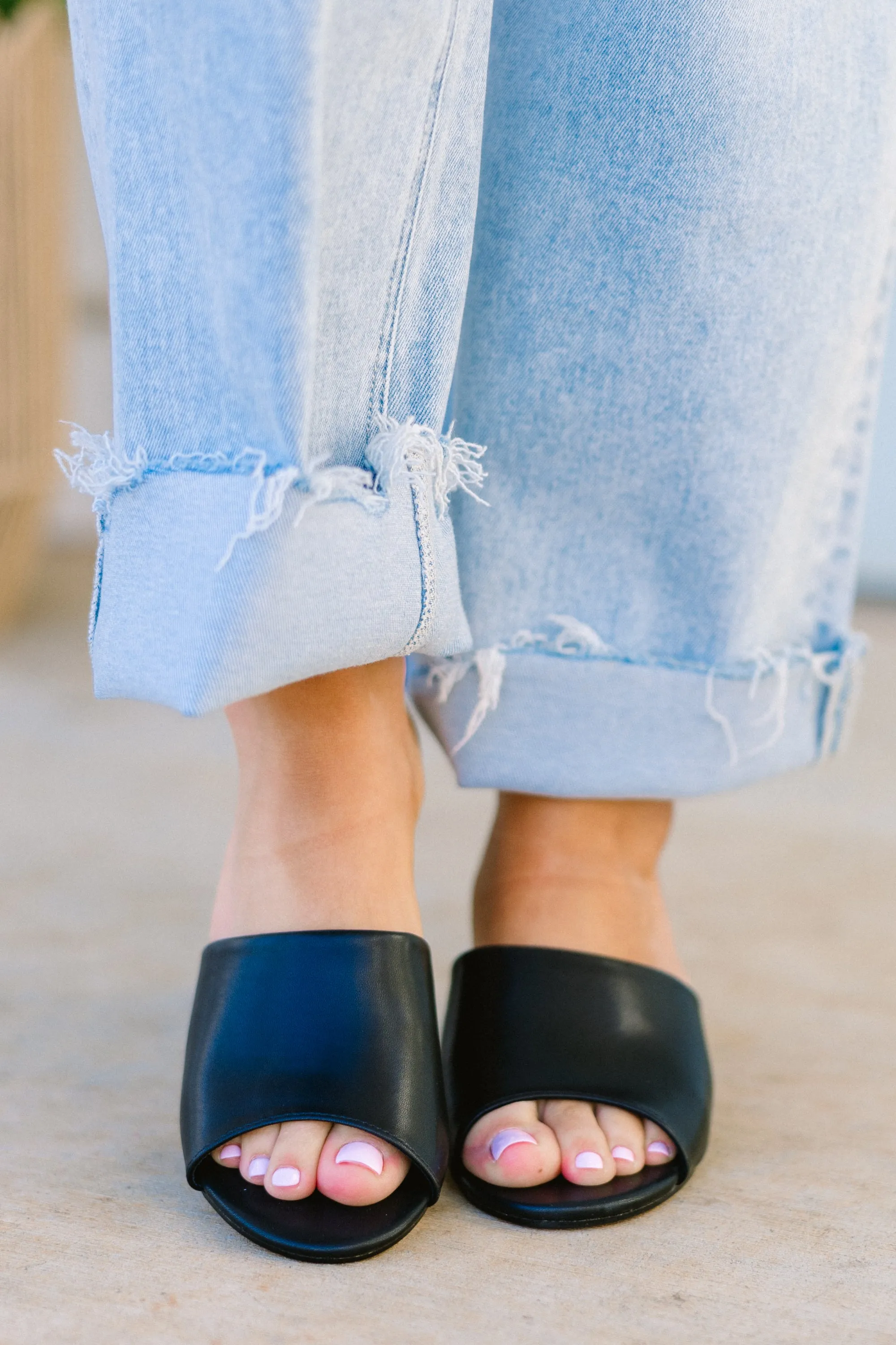 Turn The Lights Back On Heels, Black