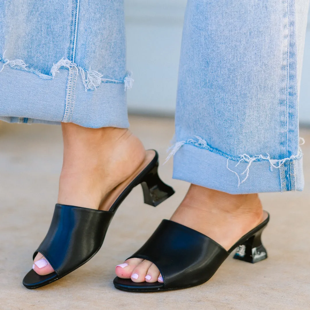 Turn The Lights Back On Heels, Black