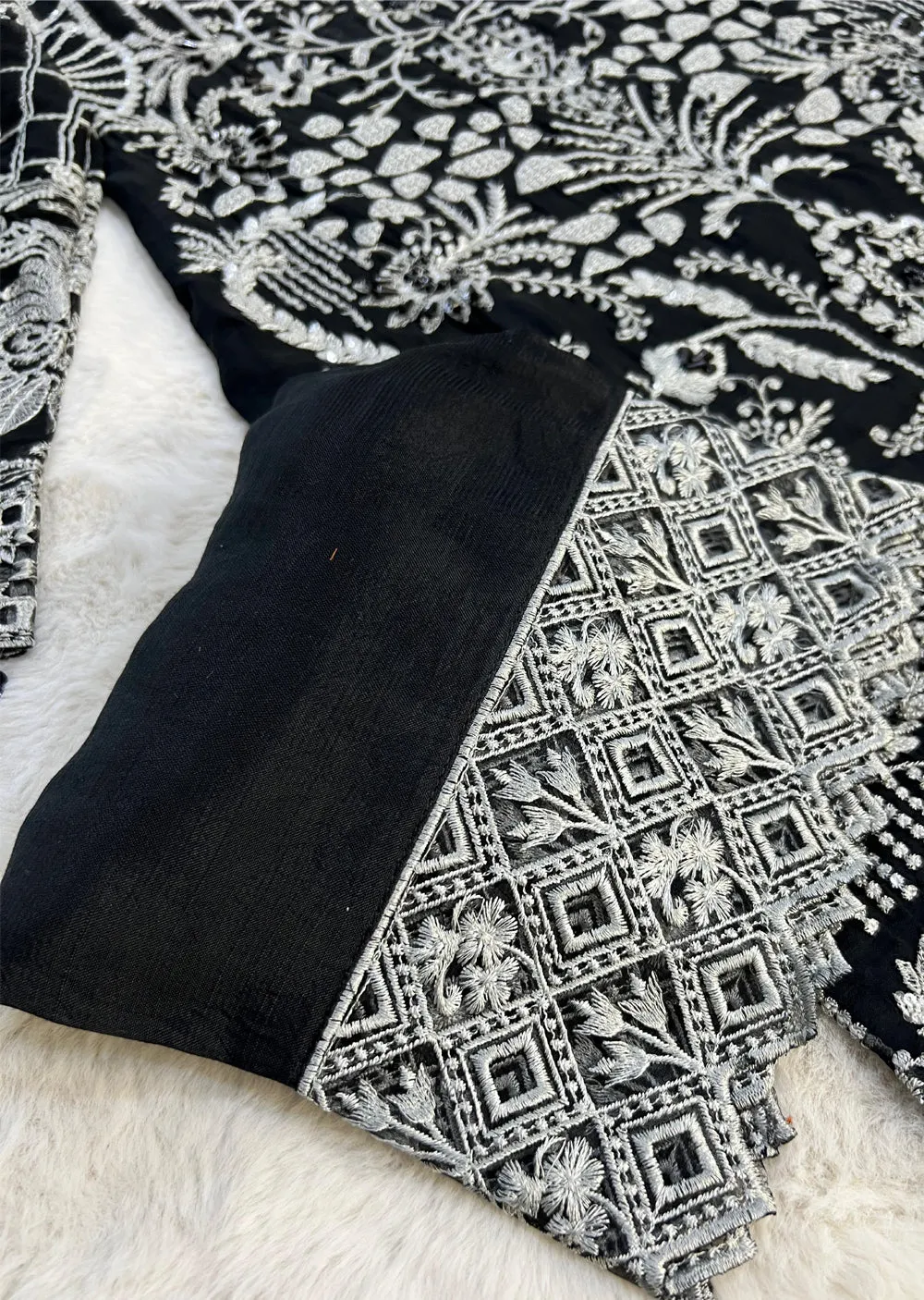 UMR902 - Black Memsaab Formal Chiffon Suit