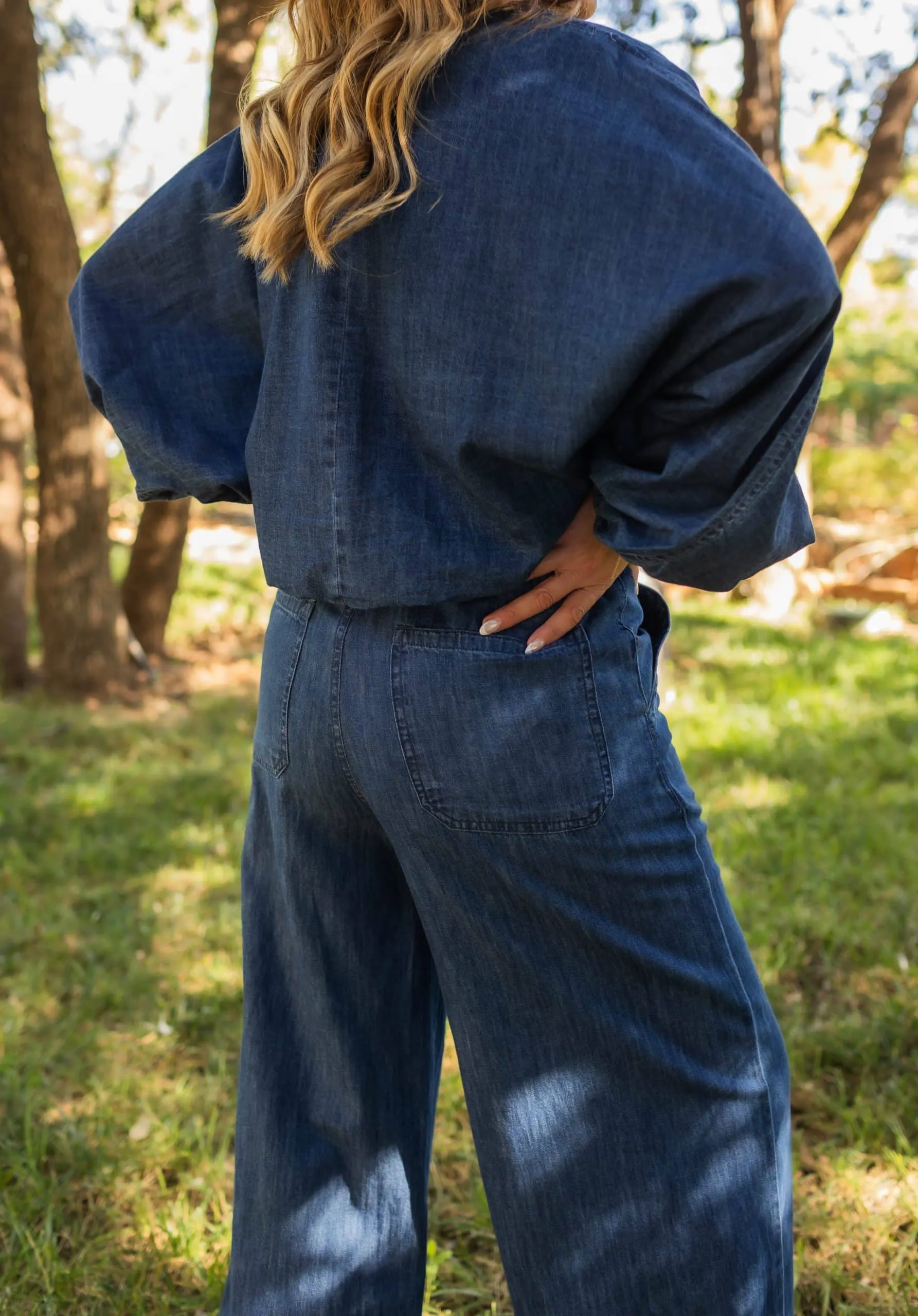 Urban Chic Denim Wide-Leg Pant
