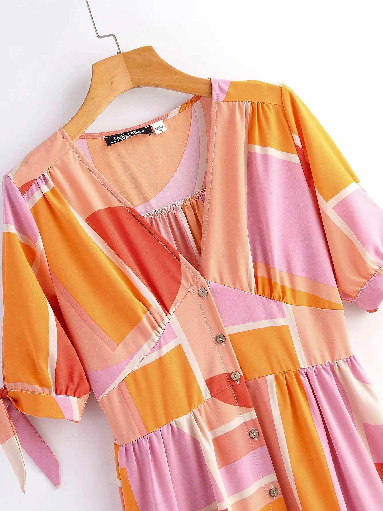 V-neck Single-breasted Floral Elastic Waist Midi Dresses